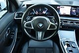 BMW Řada 3 320d xDrive M-SPORT ČR 1.M - náhled 25