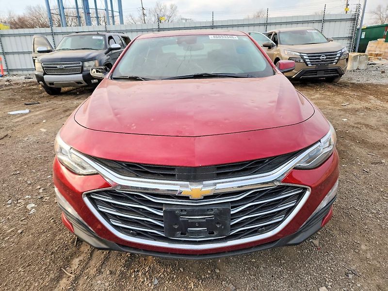 Chevrolet Malibu (2024) Auto na cestě - fotka 5 z 12