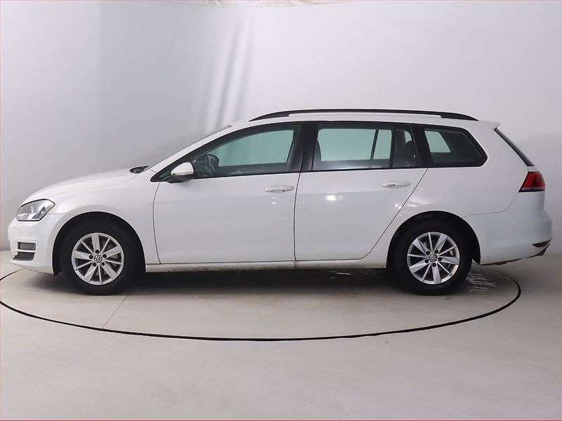 Volkswagen Golf (2016) 1.6 TDI, 4X4, Serv.kniha - fotka 3 z 18
