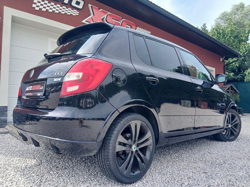 Škoda Fabia 1.2 TSi MONTE CARLO - fotka 3 z 33