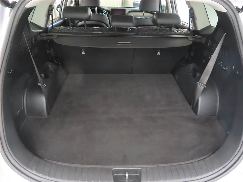 Hyundai Santa Fe (2021) 2.2 CRDi - fotka 14 z 20