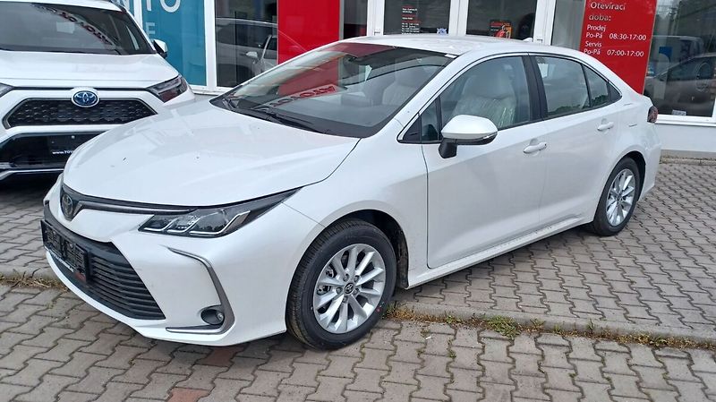 Toyota Corolla SD Limited edition 1,8 HEV 140 - fotka 2 z 4