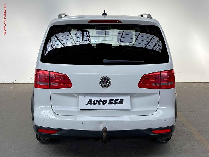 Volkswagen Touran (2013) 2.0TDi, TZ, výhř.sed. - fotka 5 z 16