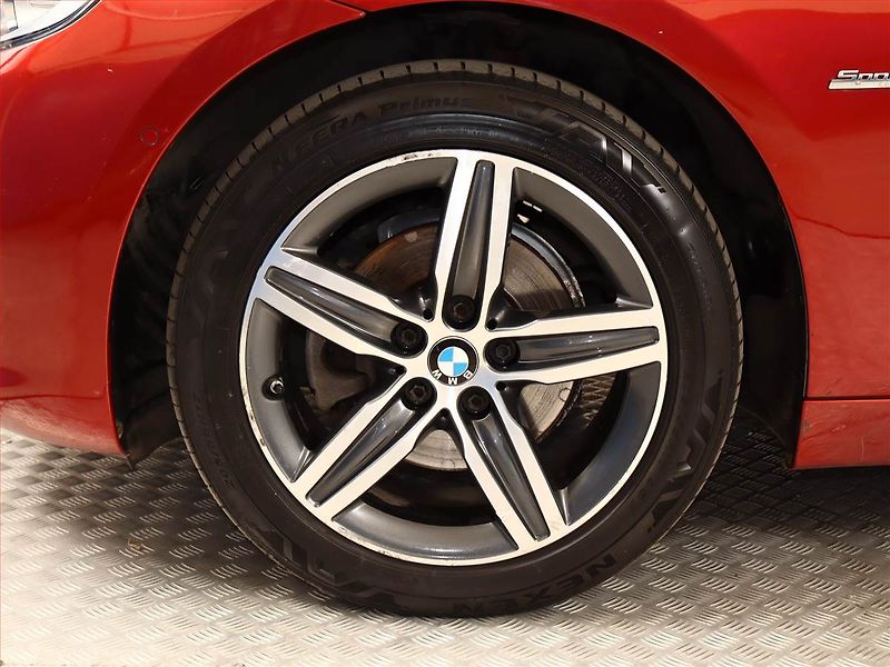 BMW Řada 2 (2019) 216d Active Tourer, Automat - fotka 13 z 18
