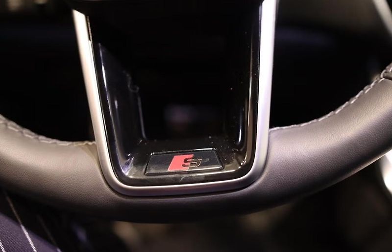 Audi A6 Avant 55 e TFSI Q Tažné Matrix Kam. - fotka 15 z 25
