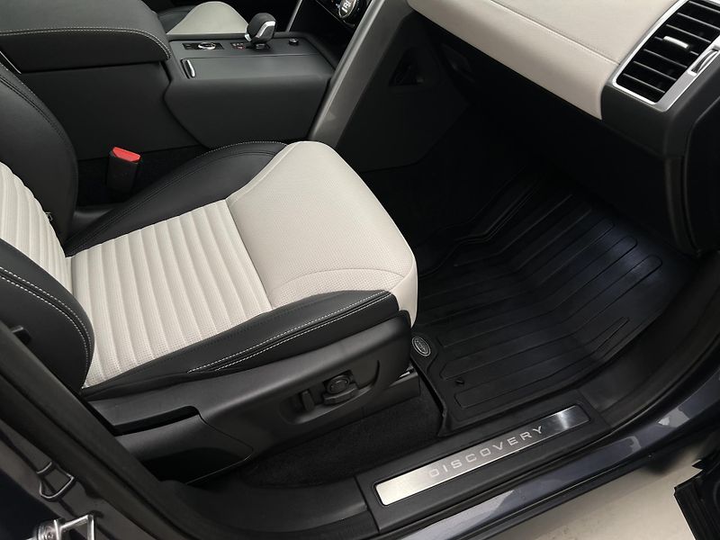 Land Rover Discovery D350 DYNAMIC SE AUT - fotka 18 z 56