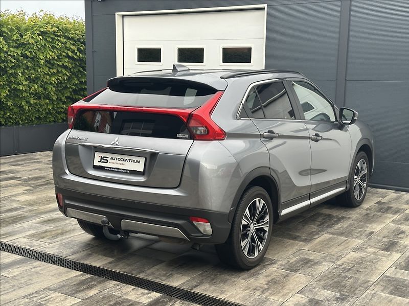 Mitsubishi Eclipse Cross 2,2 DI-D 148PS  Spirit+ A/T 4x - fotka 7 z 54