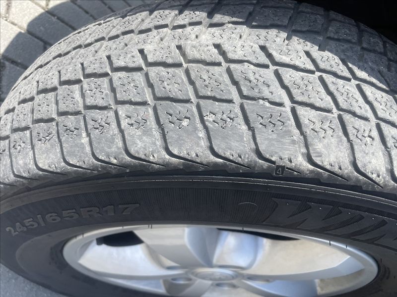 Kia Sorento 2,5 CRDi 125kw Automat Tažné - fotka 28 z 35