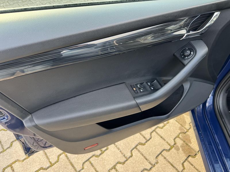 Škoda Octavia 1.4 TSi, CNG, STYLE - fotka 5 z 13