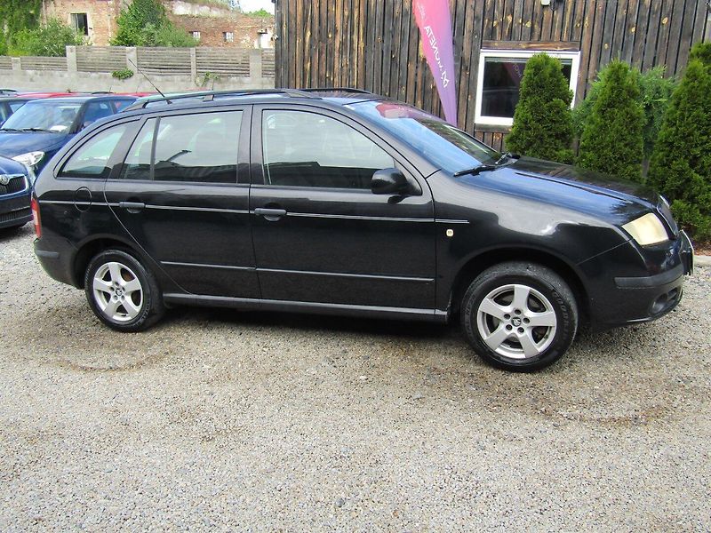Škoda Fabia (2008) 1.2 47kW BEZ KOROZE - fotka 8 z 32