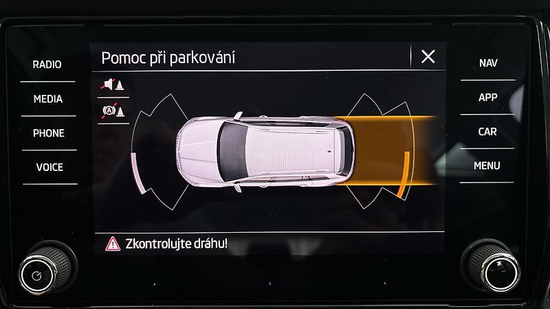 Škoda Kodiaq 2.0 TDI DSG 4x4 Ambition - fotka 12 z 24