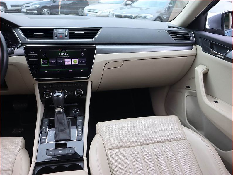 Škoda Superb (2019) 2.0 TDI, Automat, Kůže, Navi - fotka 8 z 21