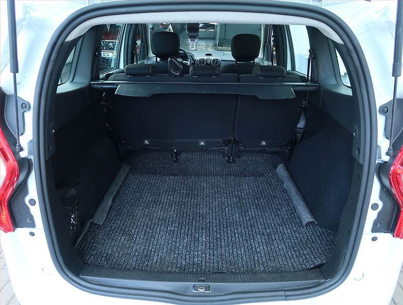 Dacia Lodgy (2022) Comfort 1.5 Blue dCi - fotka 13 z 15