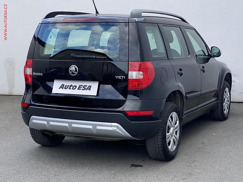 Škoda Yeti (2017) 1.2 TSi, Active, +kola - fotka 4 z 16