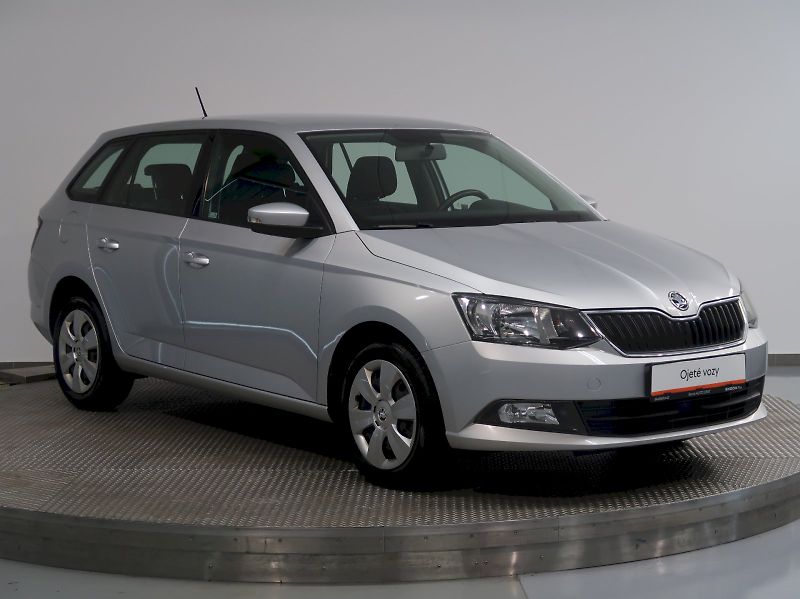 Škoda Fabia (2018) AMBITION PLUS 1.0TSI 81KW - fotka 6 z 31