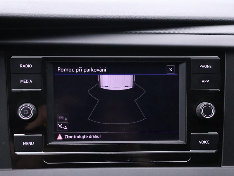 Volkswagen Transporter 2,0 TDI 81kW DPH - fotka 18 z 26