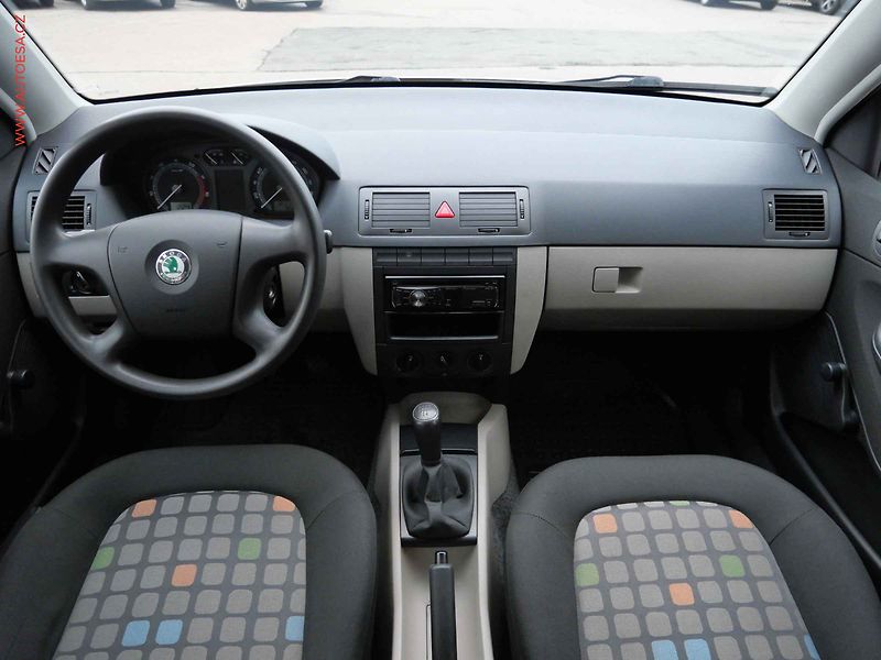Škoda Fabia (2006) 1.2HTP, ČR, STK5/28 - fotka 8 z 14