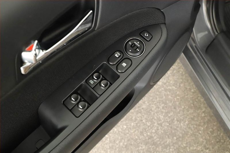 Hyundai i30 (2011) 1.4 CVVT, Tempomat - fotka 11 z 12