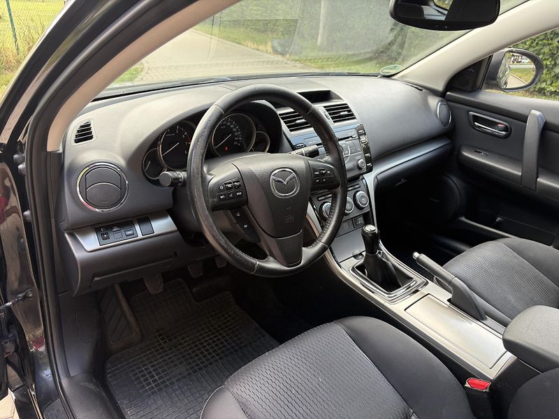 Mazda 6 2.0 Active - fotka 25 z 30