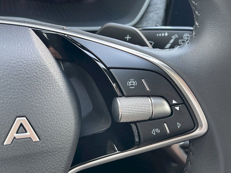 Škoda Octavia (2025) Exclusive Selection 2.0 TDI 11 - fotka 9 z 35
