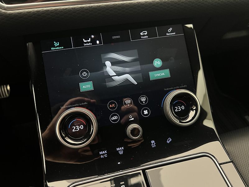 Land Rover Range Rover Velar D300 S AWD AUT CZ - fotka 36 z 47