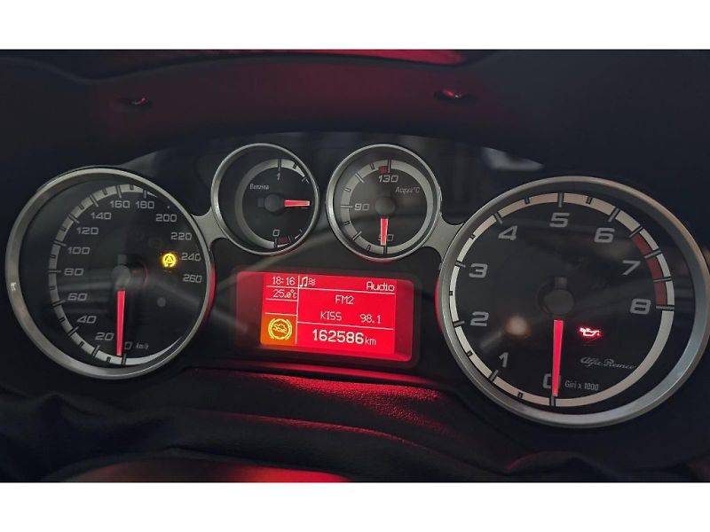 Alfa Romeo MiTo (2011) 1,4 T Multiair 135k MT Distinc - fotka 9 z 15