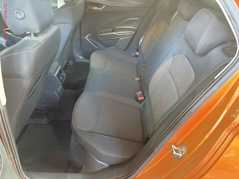 Škoda Fabia (2022) 1.0 TSi, Style, DSG, LED - fotka 10 z 16