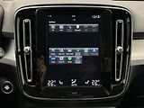 Volvo XC40 T3 MOMENTUM CZ 1.maj - náhled 24