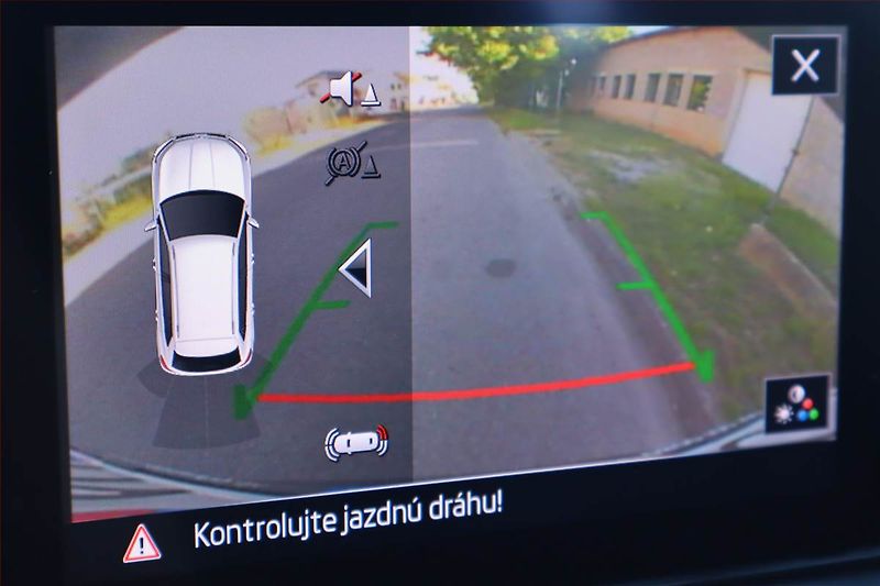 Škoda Kamiq (2021) 1.5 TSI - fotka 20 z 26