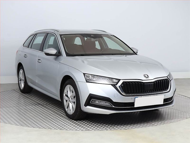 Škoda Octavia (2020) Style 1.5 TSI, ČR,1.maj - fotografie inzerátu