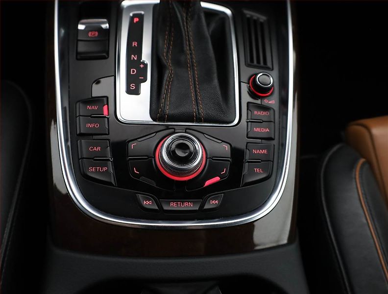 Audi Q5 (2012) 2.0 TDI, 4X4, Automat - fotka 13 z 18