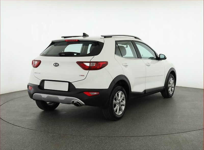 Kia Stonic (2020) 1.0 T-GDI, Automat, ČR,1.maj - fotka 5 z 17