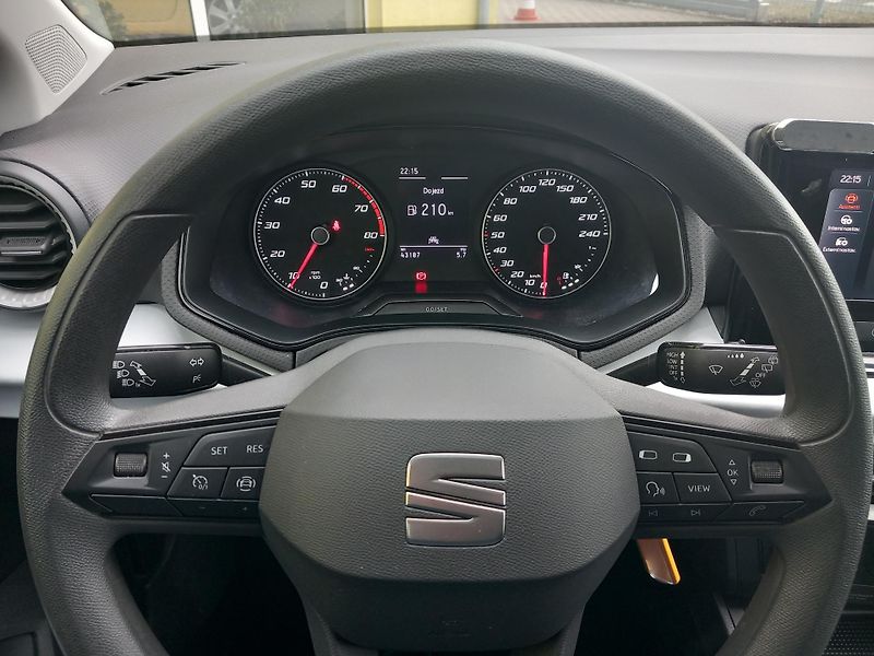Seat Ibiza (2022) 1.MAJ. SERVISKA  ODPOČET ! - fotka 25 z 42