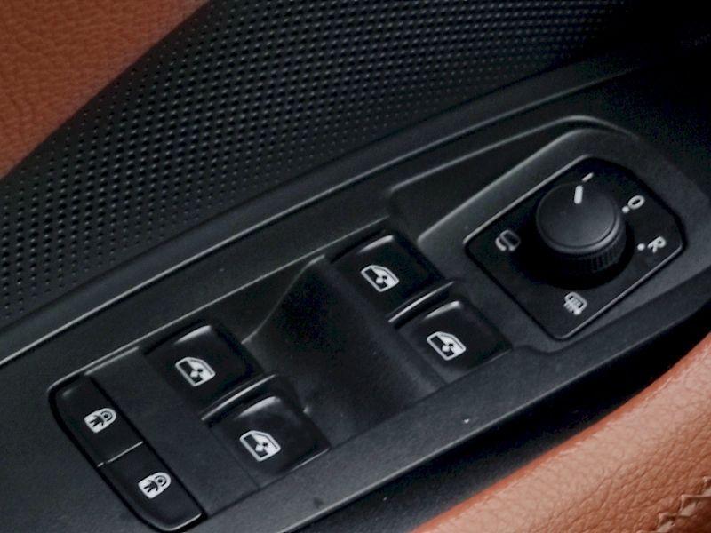 Škoda Kodiaq (2024) Top Selection 2,0 Tdi 142 Kw 4 - fotka 30 z 47