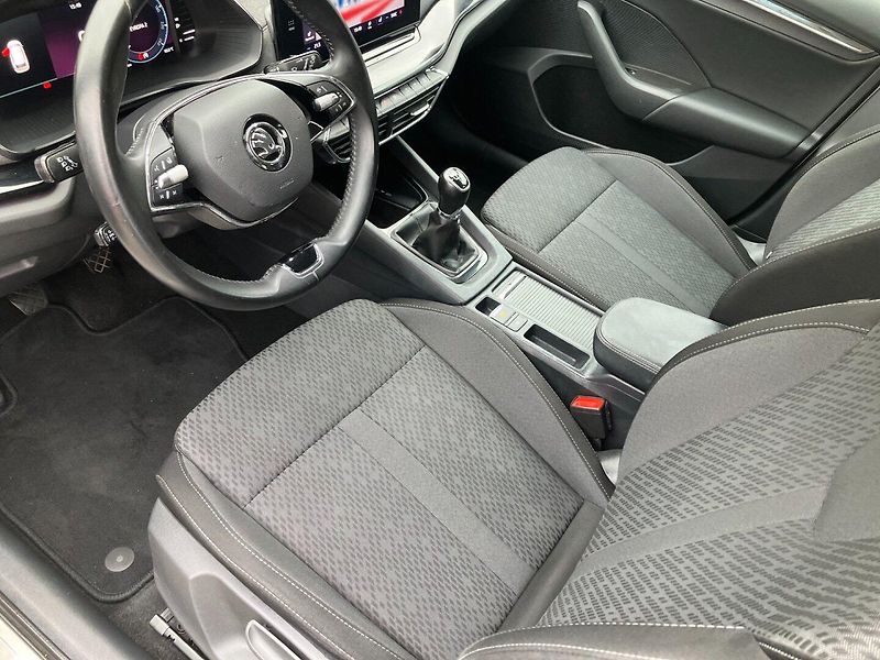 Škoda Octavia (2023) 2.0TDI STYLE NEHAVAROVANÉ - fotka 19 z 28