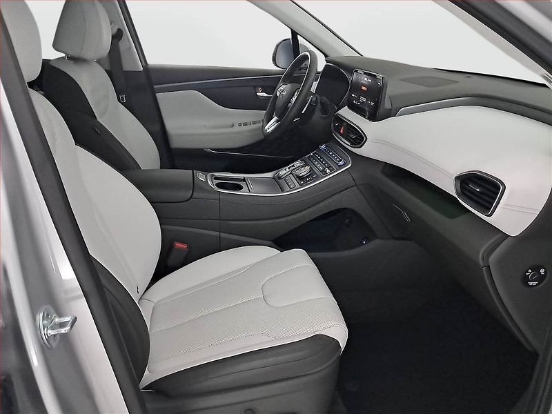 Hyundai Santa Fe (2022) 2.2 CRDi - fotka 9 z 21