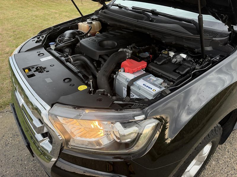 Ford Ranger 3,2 TDI 200PS *NOVÝ MOTOR* - fotka 50 z 73