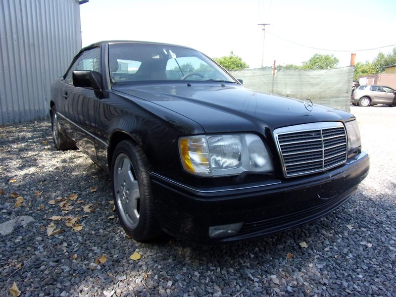 Mercedes-Benz Třídy E (1995) 320 E 162kW PŘEDRENOVAČNÍ STAV - fotka 3 z 18