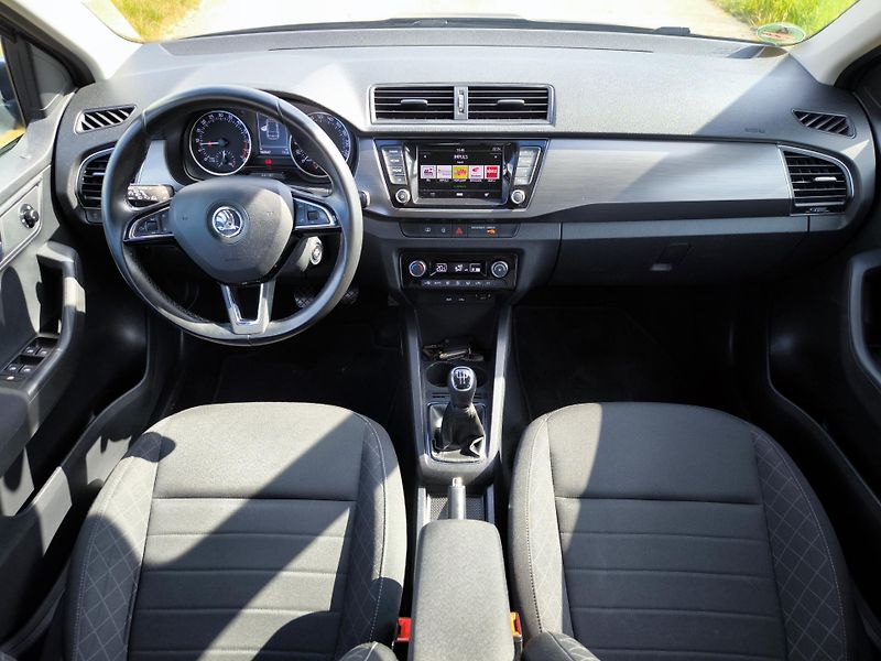 Škoda Fabia III 1,4TDI 66kW STYLE Com.1Maj - fotka 30 z 63