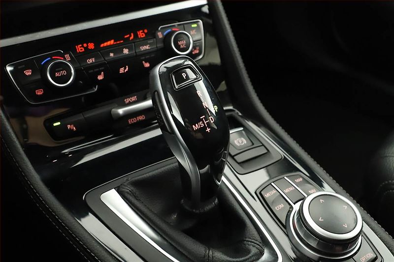 BMW Řada 2 (2020) 218i Gran Tourer, Automat - fotka 17 z 23