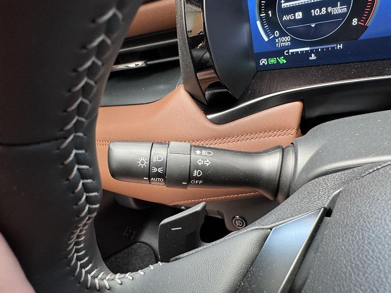Subaru Outback 2,4T Premier XT - fotka 34 z 58