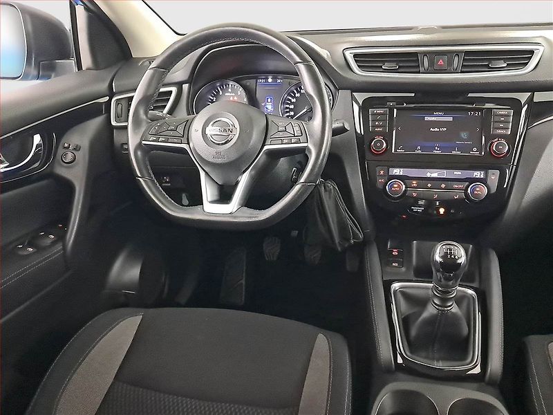 Nissan Qashqai (2021) 1.3 DIG-T - fotka 7 z 20