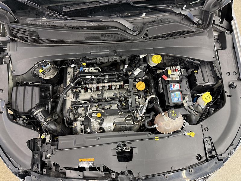 Jeep Compass 1.6 Multijet 88 kW - fotka 17 z 18