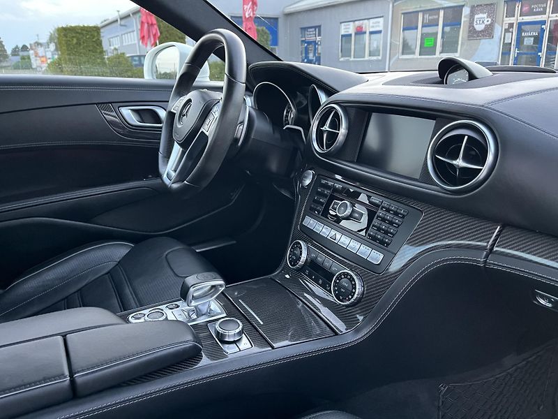 Mercedes-Benz SL (2013) 63 AMG - fotka 11 z 22