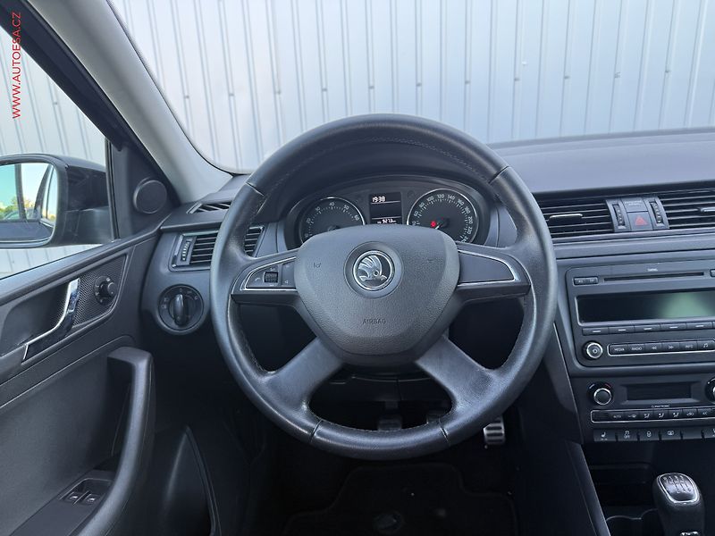 Škoda Rapid (2013) 1.2 TSi, ČR, Ambition - fotka 12 z 15