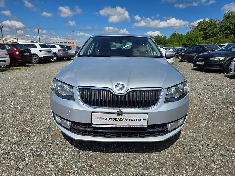 Škoda Octavia (2014) 1.6 TDi 77KW DSG Ambition - fotka 2 z 23