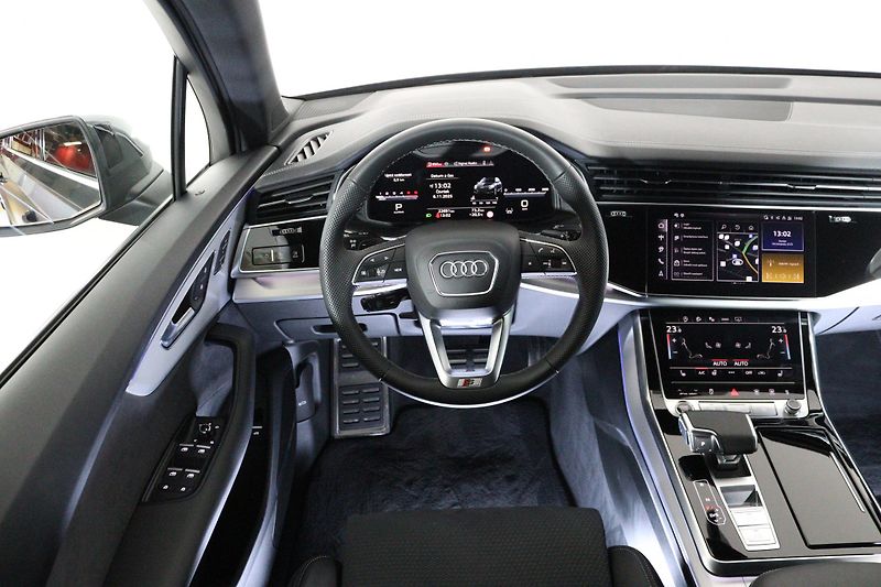Audi Q7 Sline 50 TDI quattro tiptronic - fotka 9 z 26