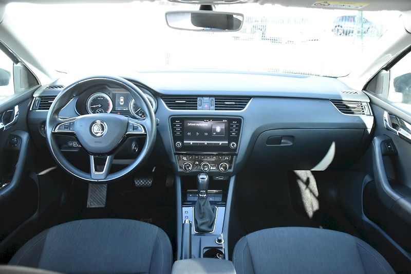 Škoda Octavia (2018) Style 1.0 TSi DSG - fotka 14 z 33