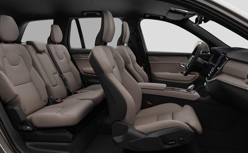 Volvo XC90 (2026) T8 AWD PLUS BRIGHT - fotka 13 z 17