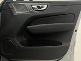 Volvo XC60 (2026) B5 AWD BLACK EDITION PLUS AUT - náhled 7